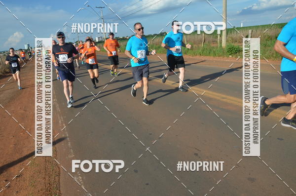 Buy your photos of the event1 Beer Run Expo guas on Fotop