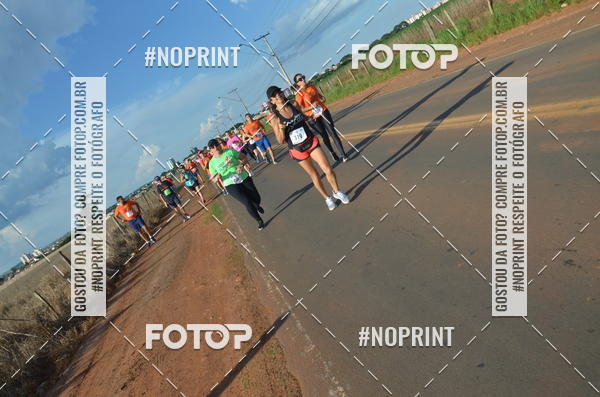 Buy your photos of the event1 Beer Run Expo guas on Fotop