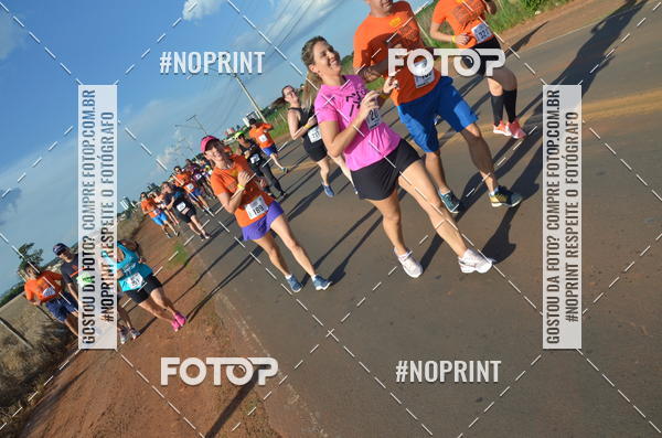 Buy your photos of the event1 Beer Run Expo guas on Fotop