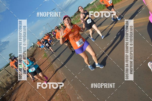 Buy your photos of the event1 Beer Run Expo guas on Fotop