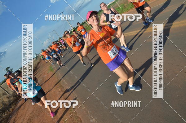 Buy your photos of the event1 Beer Run Expo guas on Fotop