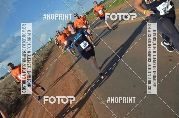 Buy your photos of the event1 Beer Run Expo guas on Fotop