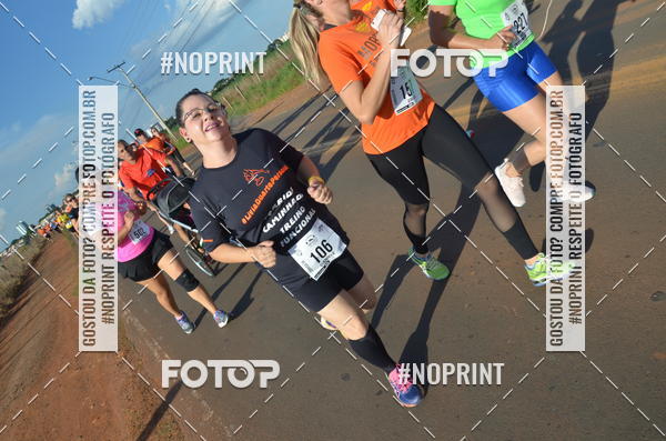 Buy your photos of the event1 Beer Run Expo guas on Fotop