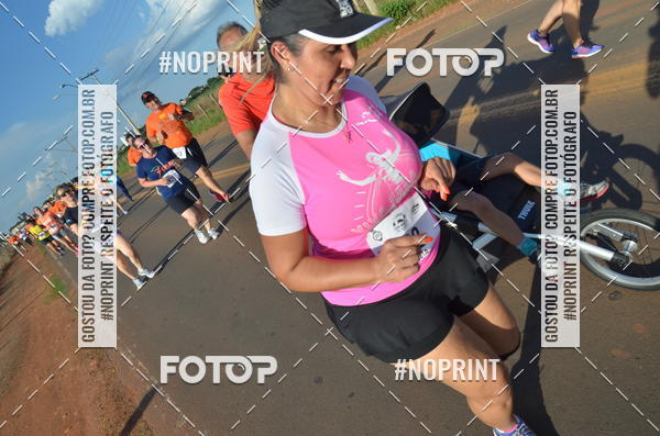 Buy your photos of the event1 Beer Run Expo guas on Fotop