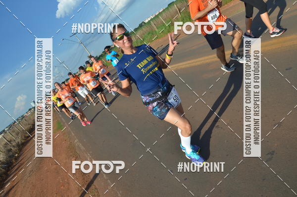 Buy your photos of the event1 Beer Run Expo guas on Fotop
