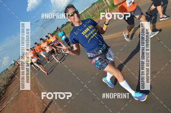 Buy your photos of the event1 Beer Run Expo guas on Fotop