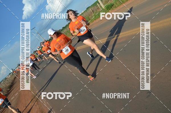 Buy your photos of the event1 Beer Run Expo guas on Fotop