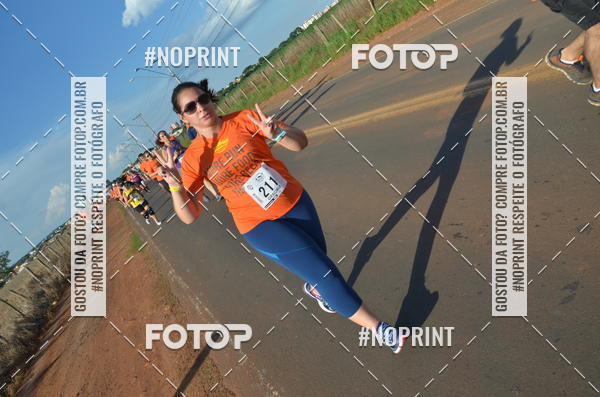 Buy your photos of the event1 Beer Run Expo guas on Fotop
