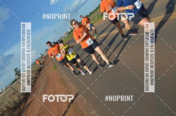 Buy your photos of the event1 Beer Run Expo guas on Fotop