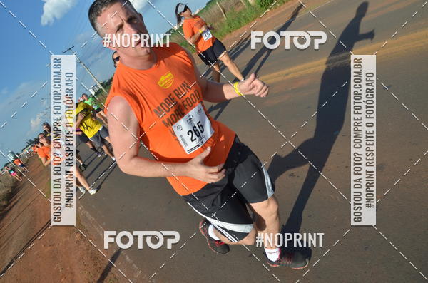 Buy your photos of the event1 Beer Run Expo guas on Fotop
