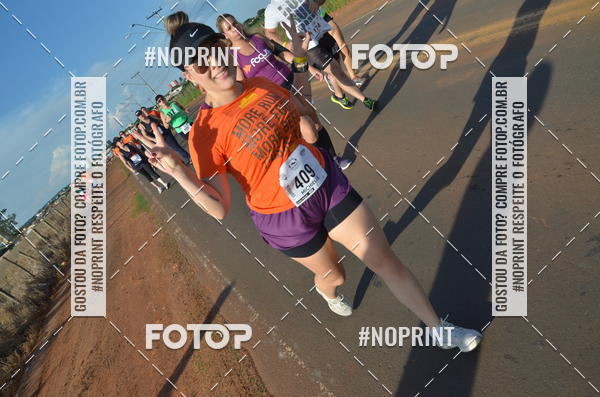 Buy your photos of the event1 Beer Run Expo guas on Fotop