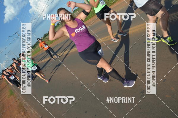 Buy your photos of the event1 Beer Run Expo guas on Fotop