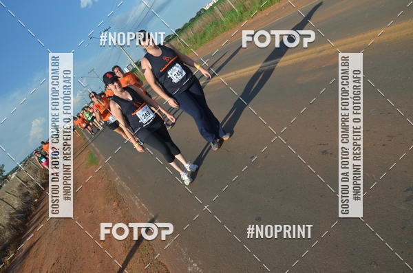 Buy your photos of the event1 Beer Run Expo guas on Fotop