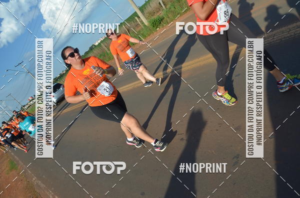 Buy your photos of the event1 Beer Run Expo guas on Fotop