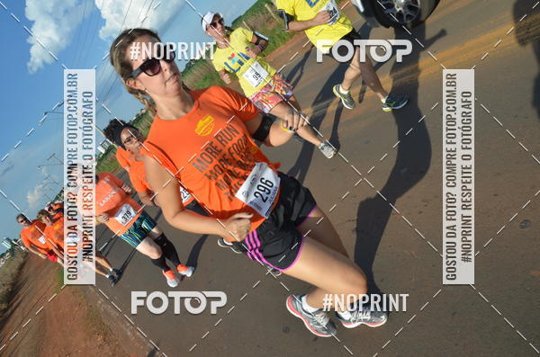 Buy your photos of the event1 Beer Run Expo guas on Fotop