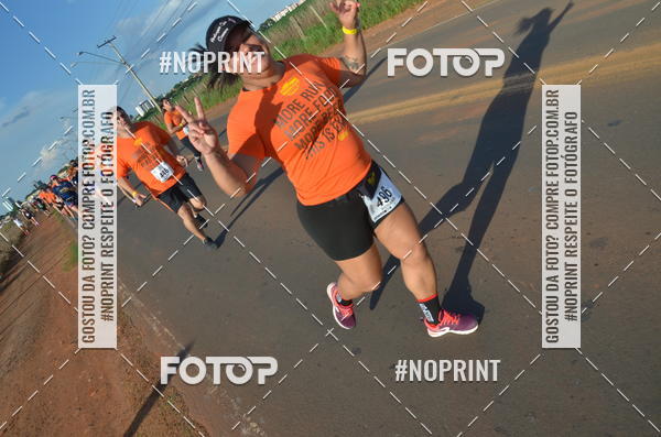 Buy your photos of the event1 Beer Run Expo guas on Fotop