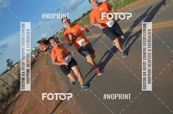 Buy your photos of the event1 Beer Run Expo guas on Fotop