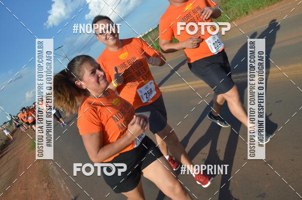 Buy your photos of the event1 Beer Run Expo guas on Fotop