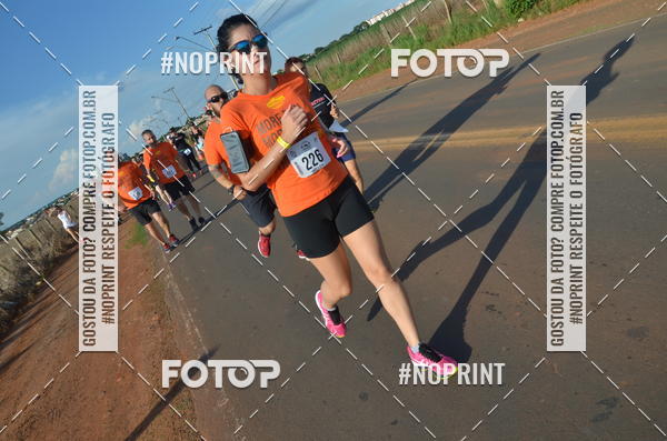 Buy your photos of the event1 Beer Run Expo guas on Fotop
