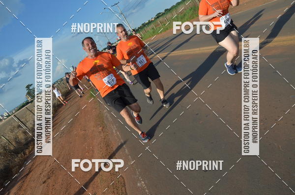 Buy your photos of the event1 Beer Run Expo guas on Fotop