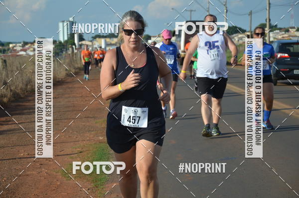 Buy your photos of the event1 Beer Run Expo guas on Fotop