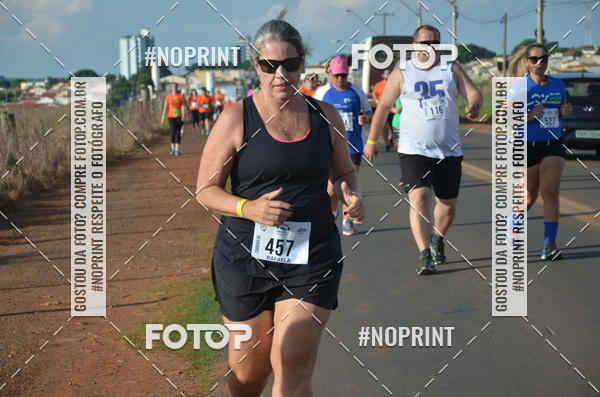 Buy your photos of the event1 Beer Run Expo guas on Fotop