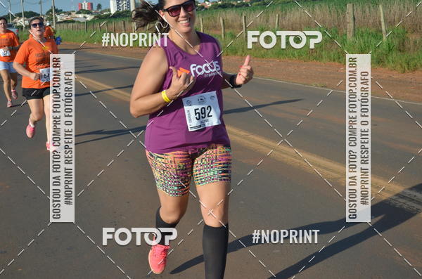 Buy your photos of the event1 Beer Run Expo guas on Fotop
