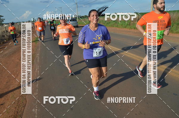 Buy your photos of the event1 Beer Run Expo guas on Fotop