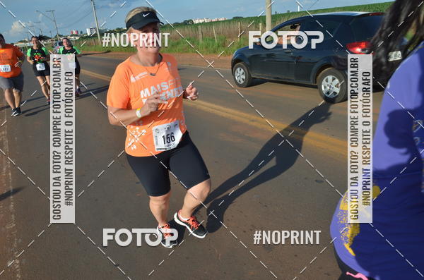 Buy your photos of the event1 Beer Run Expo guas on Fotop