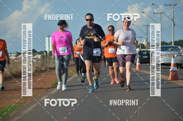Buy your photos of the event1 Beer Run Expo guas on Fotop