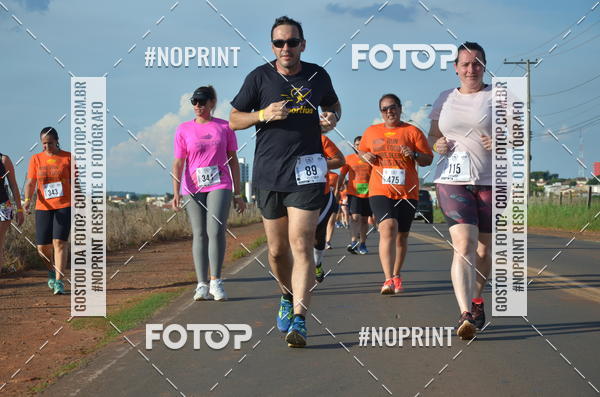 Buy your photos of the event1 Beer Run Expo guas on Fotop