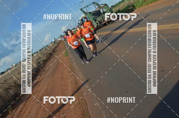Buy your photos of the event1 Beer Run Expo guas on Fotop