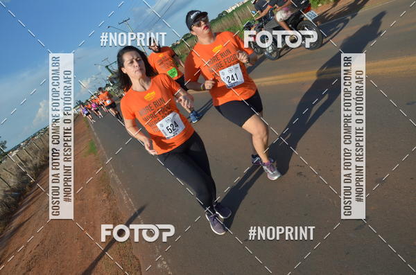 Buy your photos of the event1 Beer Run Expo guas on Fotop