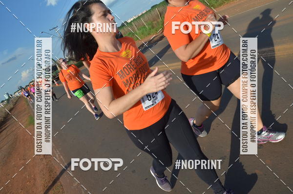 Buy your photos of the event1 Beer Run Expo guas on Fotop