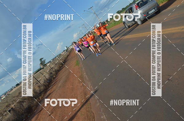 Buy your photos of the event1 Beer Run Expo guas on Fotop