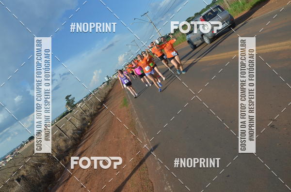 Buy your photos of the event1 Beer Run Expo guas on Fotop