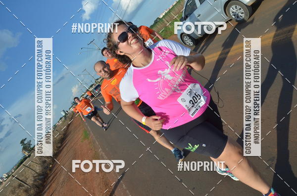 Buy your photos of the event1 Beer Run Expo guas on Fotop