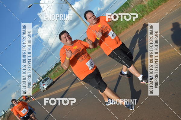 Buy your photos of the event1 Beer Run Expo guas on Fotop