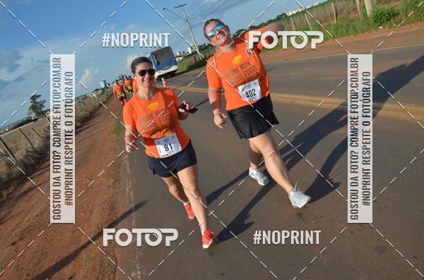 Buy your photos of the event1 Beer Run Expo guas on Fotop