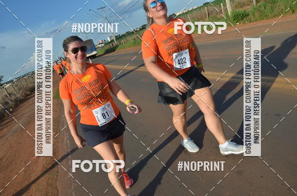 Buy your photos of the event1 Beer Run Expo guas on Fotop