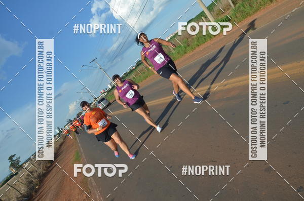 Buy your photos of the event1 Beer Run Expo guas on Fotop