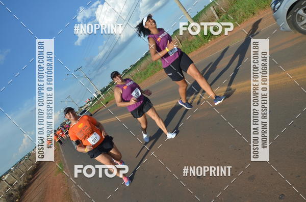 Buy your photos of the event1 Beer Run Expo guas on Fotop