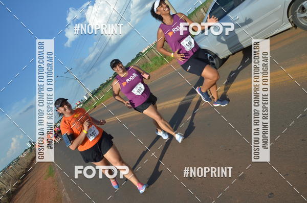 Buy your photos of the event1 Beer Run Expo guas on Fotop