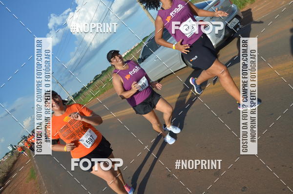 Buy your photos of the event1 Beer Run Expo guas on Fotop