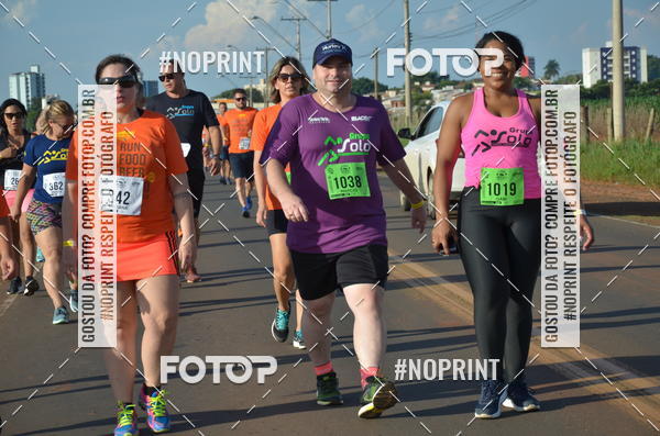 Buy your photos of the event1 Beer Run Expo guas on Fotop