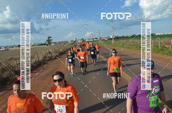 Buy your photos of the event1 Beer Run Expo guas on Fotop