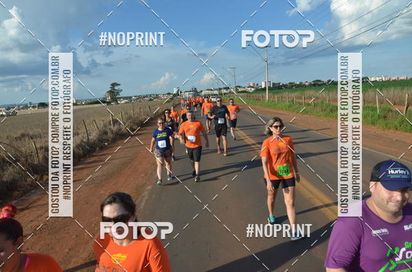 Buy your photos of the event1 Beer Run Expo guas on Fotop