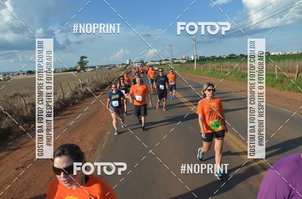 Buy your photos of the event1 Beer Run Expo guas on Fotop