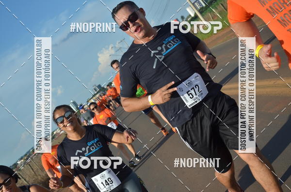 Buy your photos of the event1 Beer Run Expo guas on Fotop