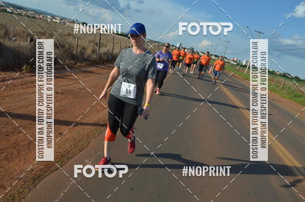 Buy your photos of the event1 Beer Run Expo guas on Fotop